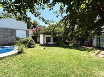 Casa de 7 ambientes, Luján de Cuyo · Hermosa Casa en Venta en Lujan de Cuyo, Mendoza