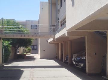 Departamento · 50m² · 2 Ambientes · 1 Cochera · Departamento en Venta - Calle Paso de Los Andes - Quinta Seccion, Mendoza