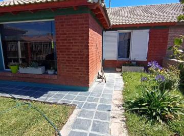 Foto · Casa de 3 Dorm. con Piscina.