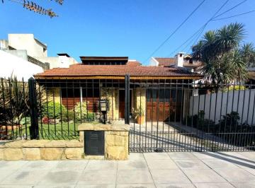 Casa de 4 ambientes, Morón · Casa 4 Ambientes con Pileta en Castelar