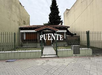 Casa · 90m² · 3 Ambientes · 3 Cocheras · Casa en Temperley Este