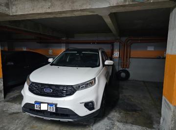 Garage · 12m² · Mario Bravo 800 Cochera Fija y Cubierta en Venta Almagro