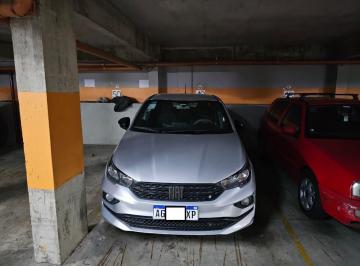 Garage · 12m² · Mario Bravo 800 Cochera Fija y Cubierta en Venta Almagro