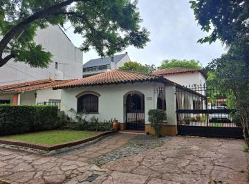 Casa · 350m² · 7 Ambientes · 7 Cocheras · Venta Casa Adrogue Oportunidad