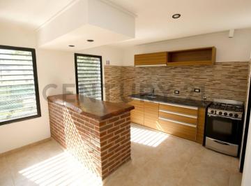 Casa · 100m² · 4 Ambientes · Casa en Venta en City Bell, El Rincón, Tres Dorm..