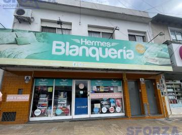 Local comercial · 241m² · 8 Ambientes · Venta de Local Más Departamentos Planta Alta 3 Ambientes, Planta Baja 3 Ambientes en San Miguel
