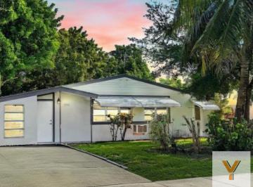 Casa · 110m² · 4 Ambientes · 2 Cocheras · Casa en Venta - 3 Dorm. 2 Baños - Cocheras - 585 m² - Fort Lauderdale, Florida