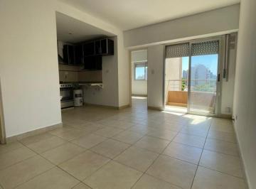 Departamento de 2 ambientes, Morón · Alquiler - Departamento de 2 Ambientes en Moron Sur Al Contra Frente con Cochera