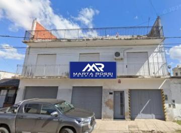 Bodega-Galpón · 240m² · 2 Ambientes · 1 Cochera · Deposito en Venta Moron