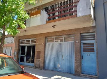 Casa de 4 ambientes, Boedo · Metan 4159 Casa con Local y Galpon.