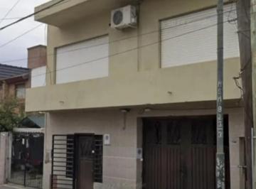 Bodega-Galpón · 555m² · 1 Cochera · Excelente Galpon en Alquiler en San Martin