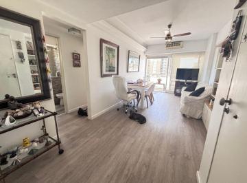 Departamento de 3 ambientes, Floresta · Un Lujo 3 Amb + Dependencia 3 Baños Contrafrente Balcon Corrido