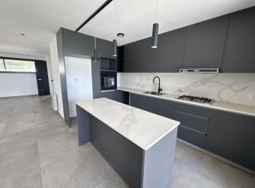Casa de 4 ambientes, Córdoba · Casa en Venta 3 Dorm. / Zona Chacra del Norte