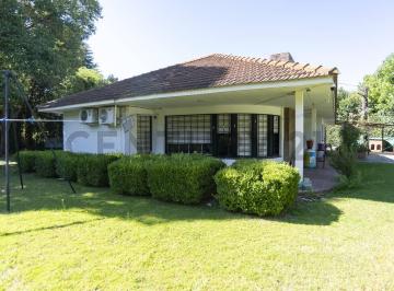 Casa · 200m² · 6 Ambientes · 2 Cocheras · Casa en Villa Elisa, Acepta Permuta por Menor Valor en City Bell o Villa Elisa