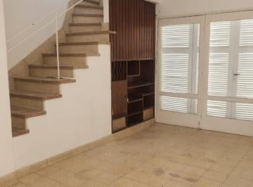 Casa de 8 ambientes, Ciudad de Santa Fe · Particular Alquila Casa en Interno Único con Excelente Ubicación