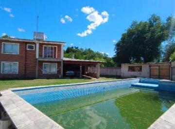 Casa · 275m² · 4 Ambientes · Casa en Venta - 3 Dorm. 2 Baños - Córdoba