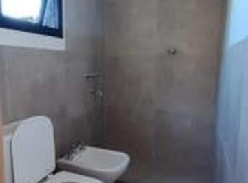 Casa · 130m² · 4 Ambientes · Dúplex en Venta - 3 Dorm. 3 Baños - Córdoba