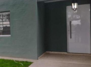 Casa · 200m² · 4 Ambientes · 2 Cocheras · Casa en Venta - 3 Dorm. 2 Baños - Córdoba