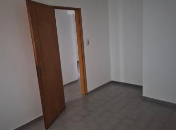 Departamento de 4 ambientes, Córdoba · Alquilo Departamento // 1 Dormitorio // Pb con Patio