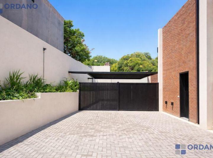 PH · 94m² · 4 Ambientes · 3 Cocheras