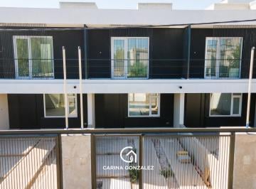 PH · 105m² · 3 Ambientes · 1 Cochera · Duplex en B. Perticone, Centenario