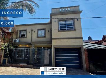Casa · 108m² · 5 Ambientes · 1 Cochera · Venta Casa 5 Ambientes