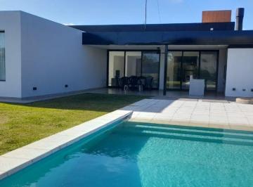 Casa de 4 ambientes, San Vicente · Moderna Casa 4 Amb en Alquiler Tempora Verano Club de Campo Santa Rita Canning/san Vicente