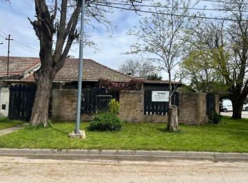 Casa de 4 ambientes, Mar del Plata · Venta Casa de 4 Ambientes Zona Barrio Aeroparque, Mar del Plata.