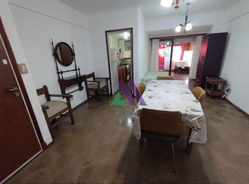 Departamento de 2 ambientes, Miramar · Departamento de 2 Ambientes Céntrico con Patio. Miramar