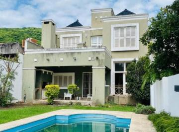 Casa · 215m² · 6 Ambientes · 2 Cocheras · Casa en Tres Cerritos - Los Parrales Al 300 - Primera Rotonda