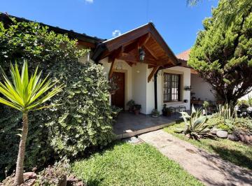 Casa · 160m² · 7 Ambientes · 2 Cocheras · Casa Dos Departamentos en Venta ID 5933