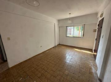 PH · 50m² · 2 Dormitorios · Casa en Alquiler
