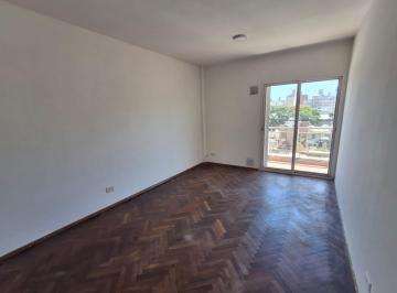 Departamento · 45m² · 2 Ambientes · Departamento de un Dormitorio con Balcón Paraguay 1000 Rosario Centro