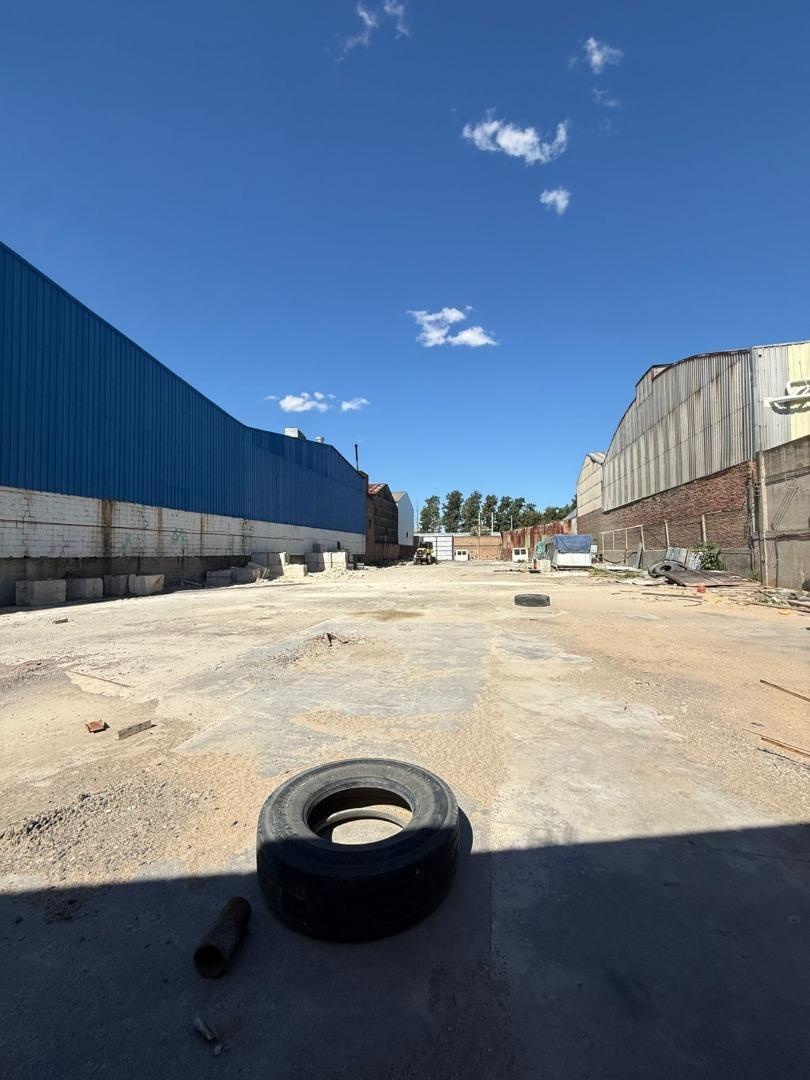 Olazabal 5500, Lanús Oeste, Lanús