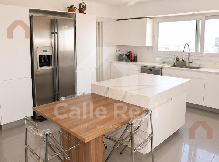 Departamento · 330m² · 4 Ambientes · 2 Cocheras