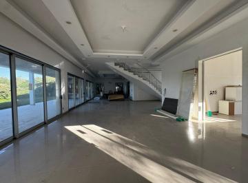 Casa · 700m² · 10 Ambientes · 2 Cocheras · Altos del Chateau Casa en Venta 4 Dorm. Recibo Menor
