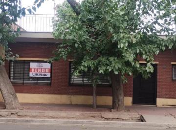 Casa · 92m² · 3 Ambientes · 1 Cochera · Casa en Venta en Guaymallen