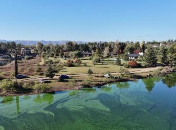 Casa · 180m² · 6 Ambientes · 2 Cocheras · Casa de 3 Dorm. Costa Al Lago Los Molinos