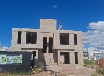 Casa de 6 ambientes, Córdoba · Dúplex en Venta Docta Av - Oportunidad Inversores 3 Dorm. 3 Baños Frente a Plaza