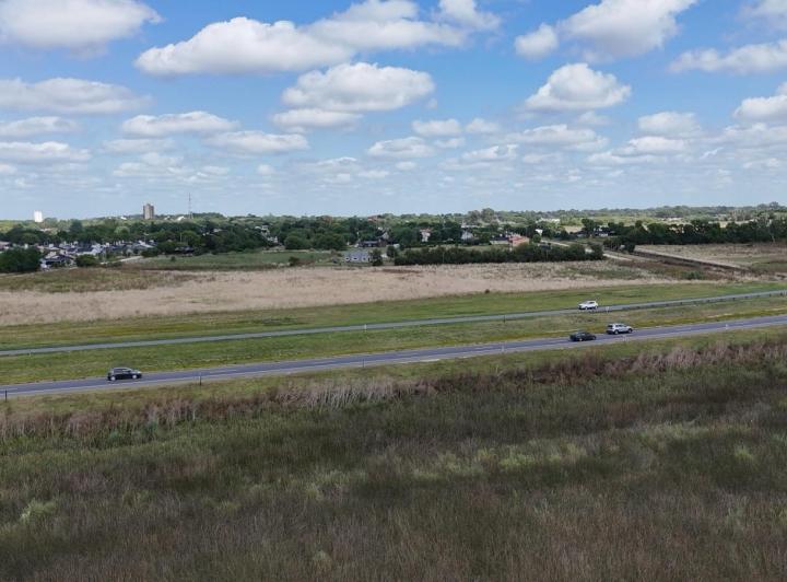 Campo · 28m² · 2 Ambientes · 1 Cochera