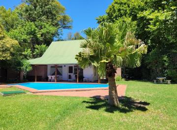 Casa de 5 ambientes, La Plata · Excelente Casa Quinta - Villa Elisa - 850 m² Totales - Esquina - Piscina