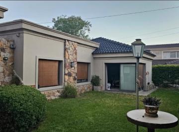 Casa de 6 ambientes, Ciudad de Mendoza · Casa en Venta Dalvian