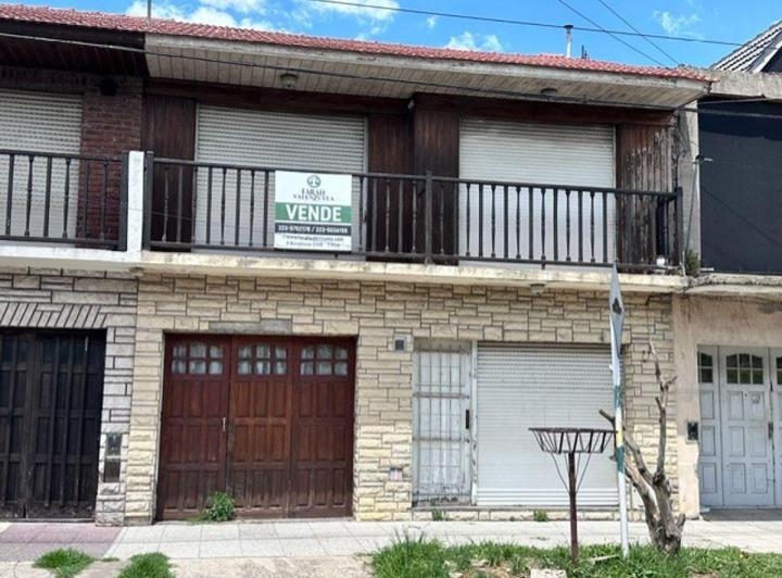 PH · 144m² · 4 Ambientes · 1 Cochera