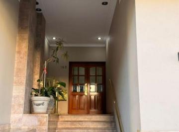 Departamento de 3 ambientes, Lomas de Zamora · Departamento 3 Amb en Centro de Lomas de Zamora en Venta