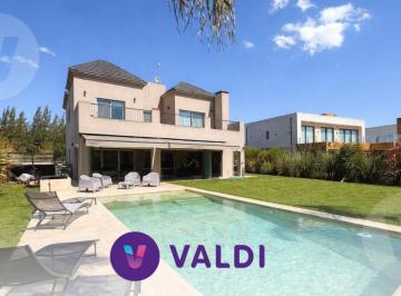 Casa · 256m² · 3 Dormitorios · Casa en Canning (Ezeiza)