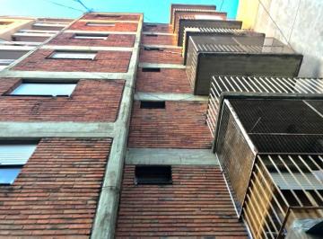 Departamento de 2 ambientes, Morón · Departamento 2 Ambientes con Cochera en Castelar