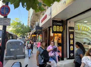 Local comercial · 105m² · Local - Once