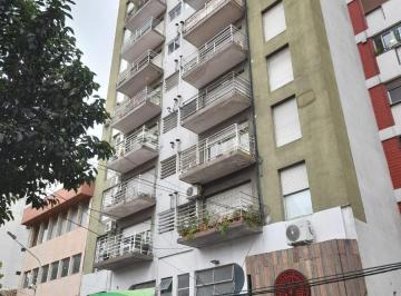 Departamento de 2 ambientes, La Matanza · Departamento de 2amb. a 2 Cuadras de La Estacion de Ramos Mejia, Apto Profesional