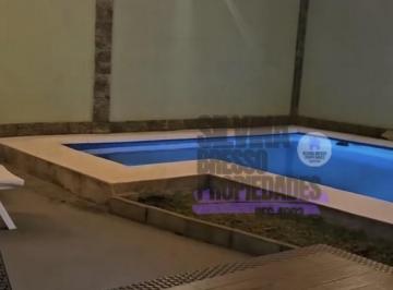 Casa · 130m² · 4 Ambientes · Casa en Venta - Galicia 1800