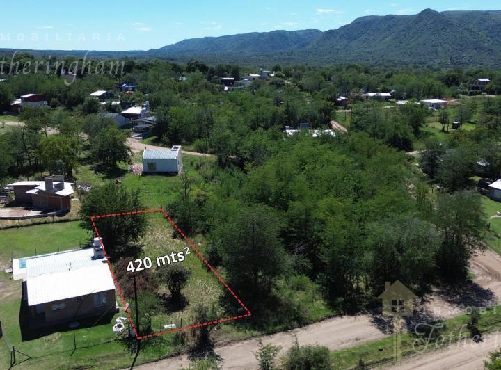 Terreno · 420m²